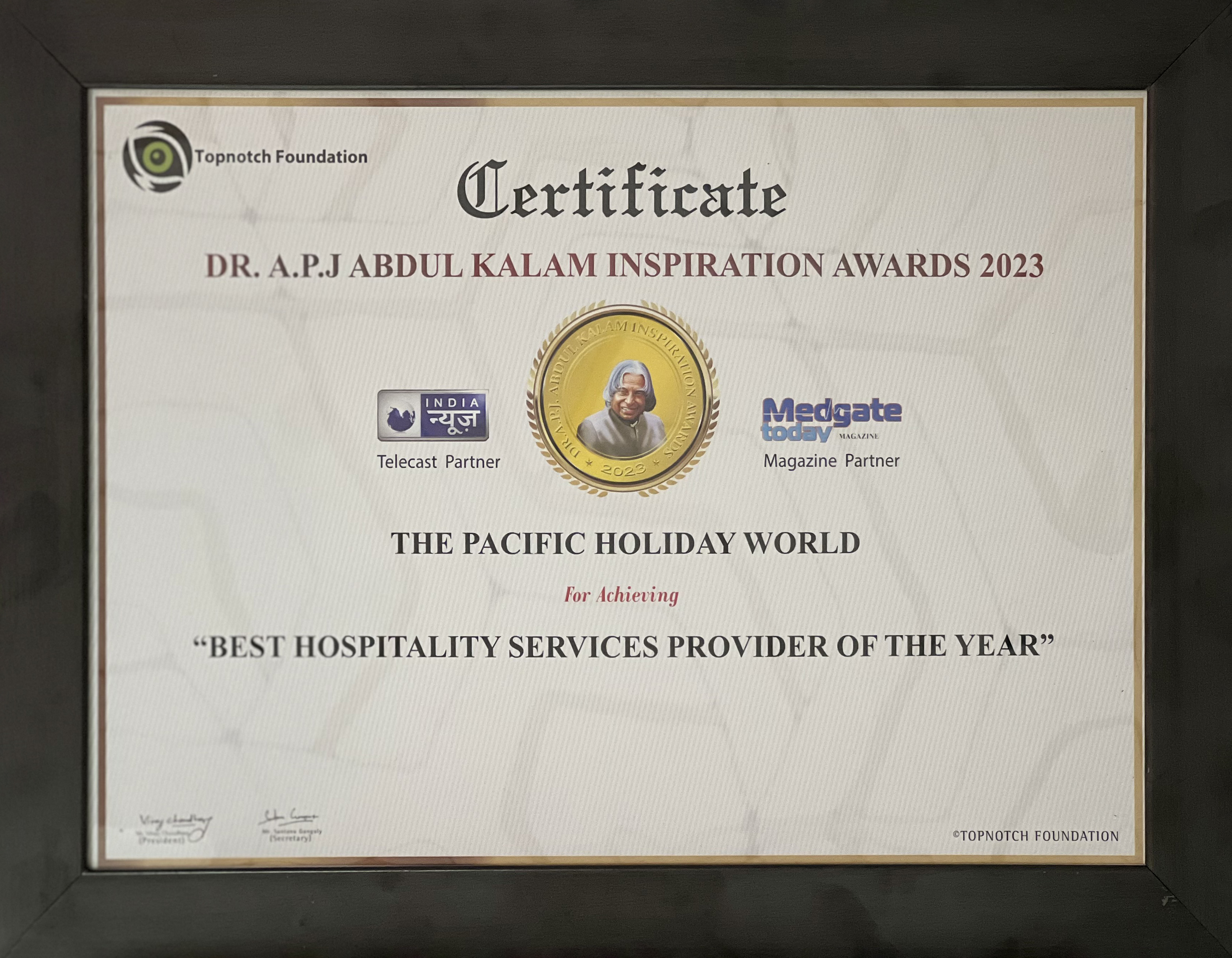 best hospitality services of the year certificate
